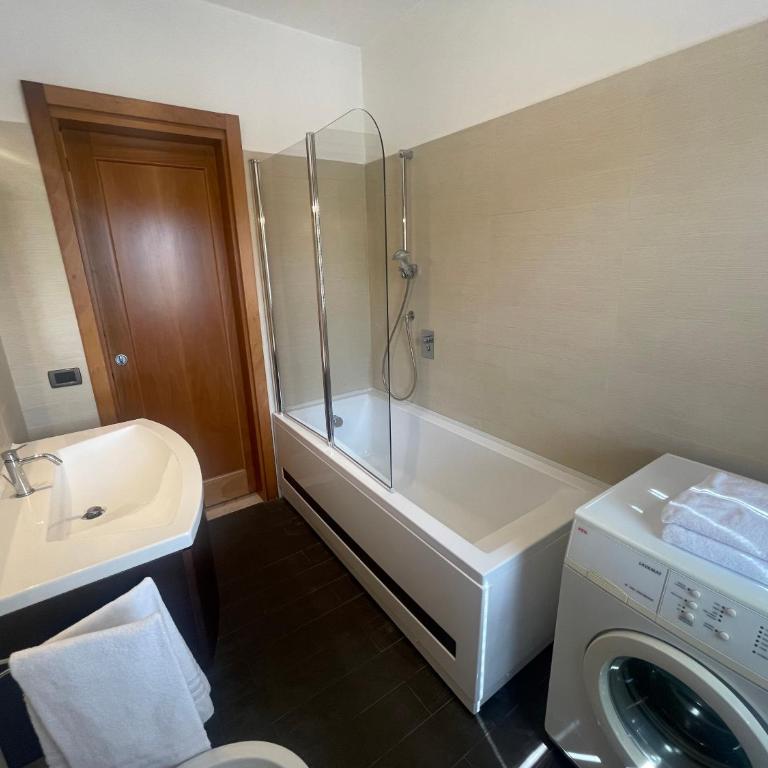 FALCONERA 3 BEDROOMS APARTMENT - Agenzia Cocal - Appartamento con 3 Camere da Letto - 5