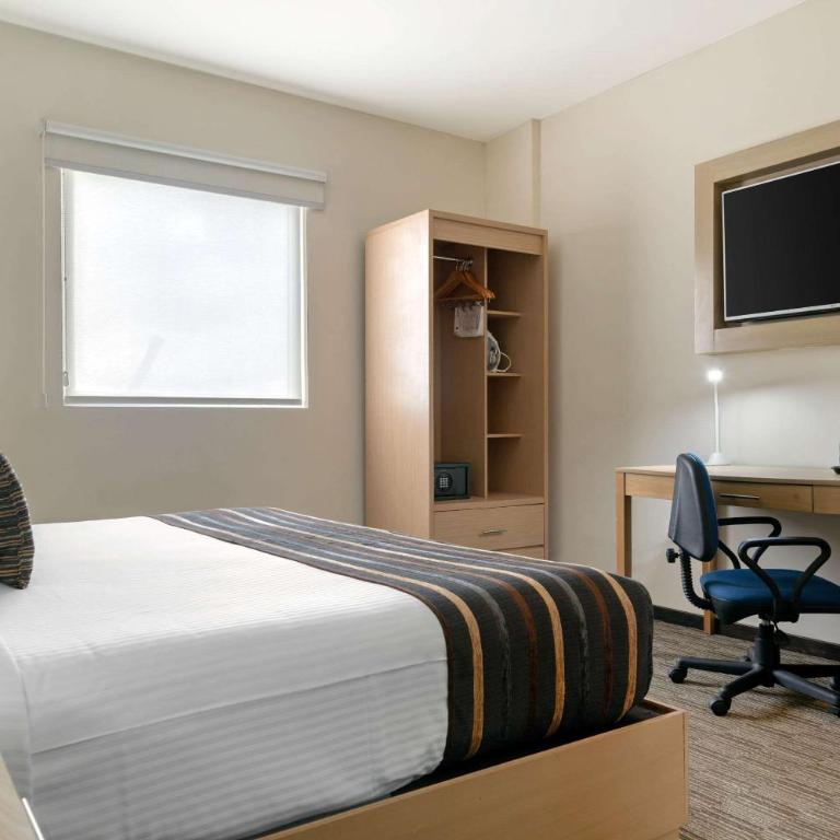 Sleep Inn Monterrey San Pedro - King Room - 2
