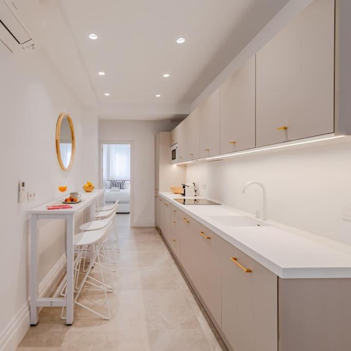 ISG apartments O'Donnell 2-3-FREE PARKING - Apartamento - 77