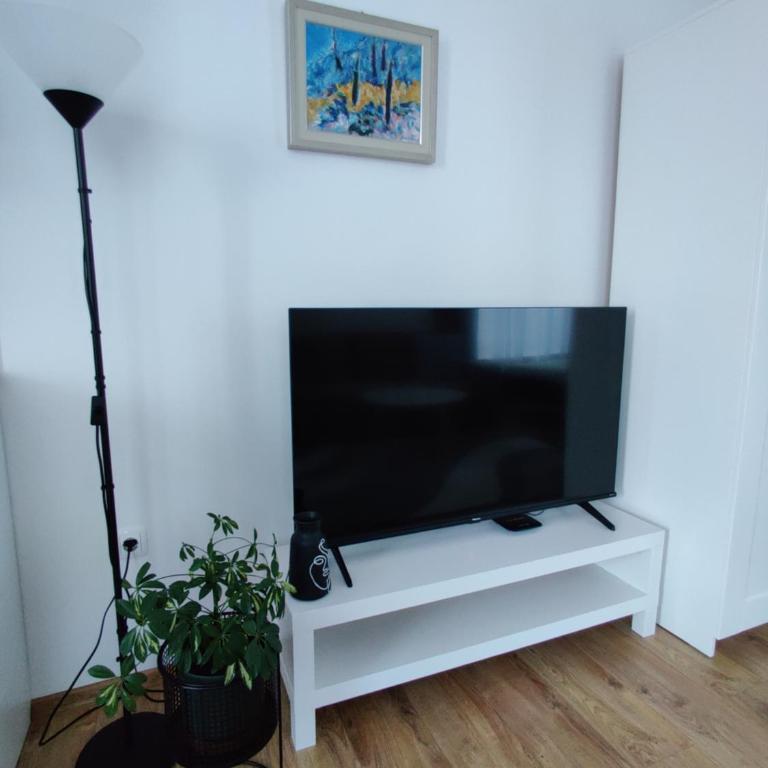 Studio apartman Azra - Deluxe Double Studio - 12