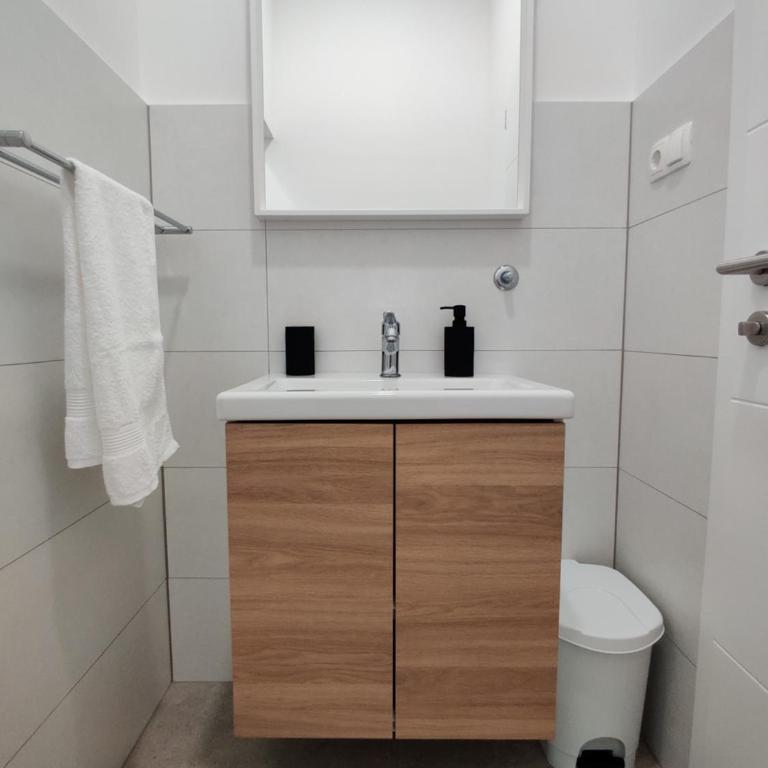 Studio apartman Azra - Deluxe Double Studio - 16