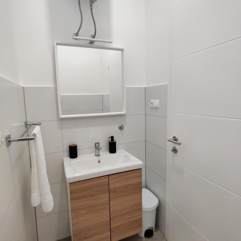 Studio apartman Azra - Deluxe Double Studio - 18