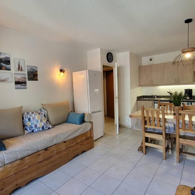 Appartement skis aux pieds avec piscine, 4/5 personnes, Les Orres 1800 - FR-1-322-539 - Apartment - 1