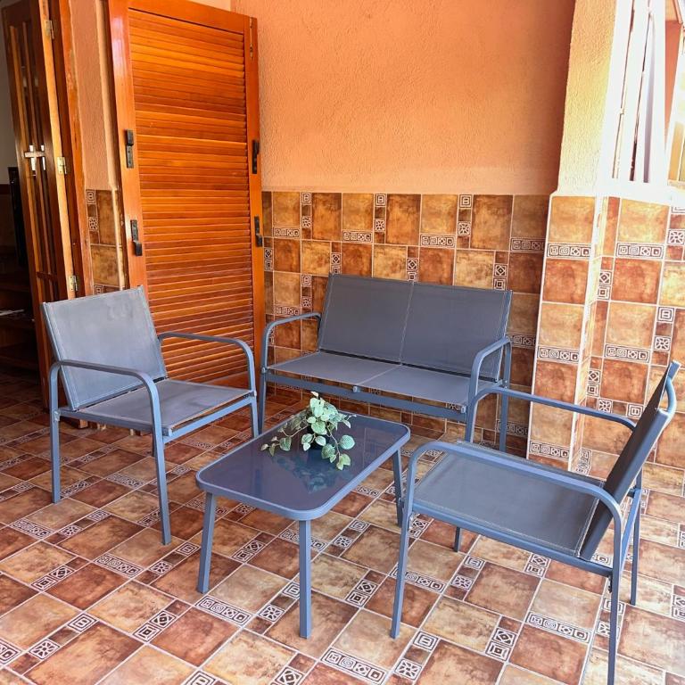 Adosado con piscina y parking - Two-Bedroom House - 3