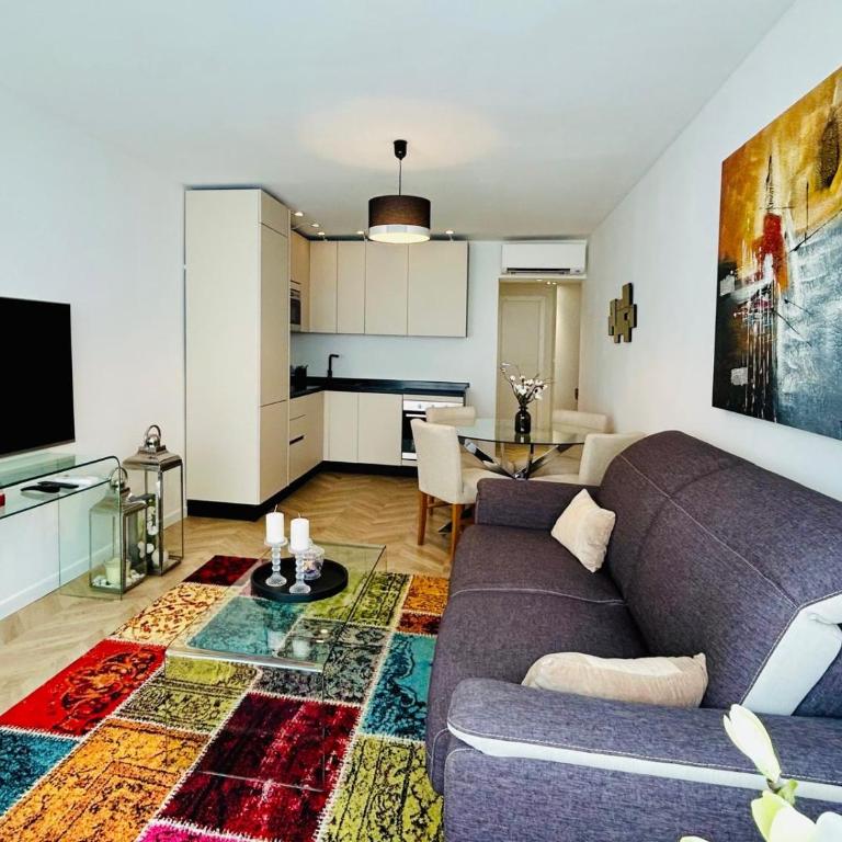 Appartement proche Monaco , 600m de la plage - Appartement 2 Chambres - 11