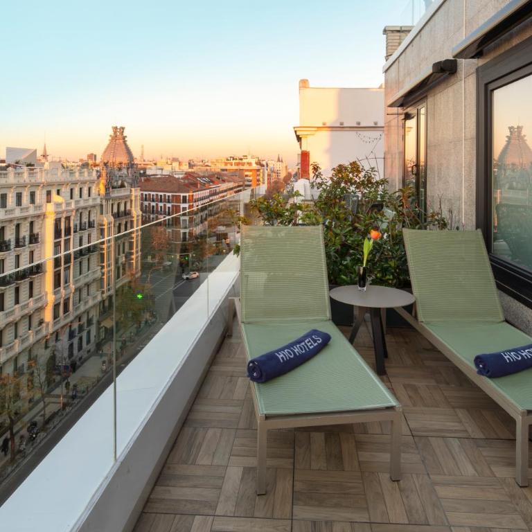 H10 Puerta de Alcalá 4 Sup - Habitación Doble Deluxe con terraza - 10