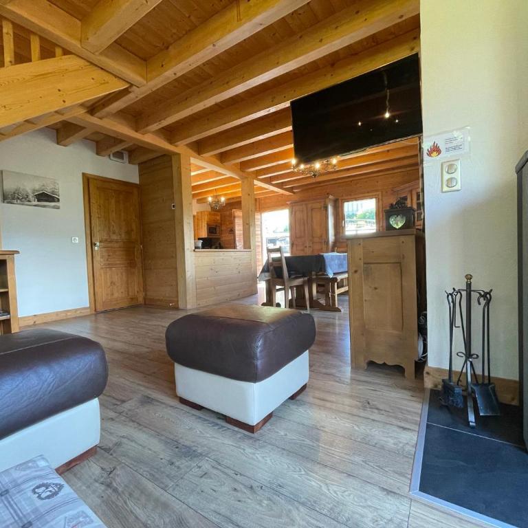 Chalet spacieux avec vue panoramique et confort familial - Chalet 3 Chambres - 1
