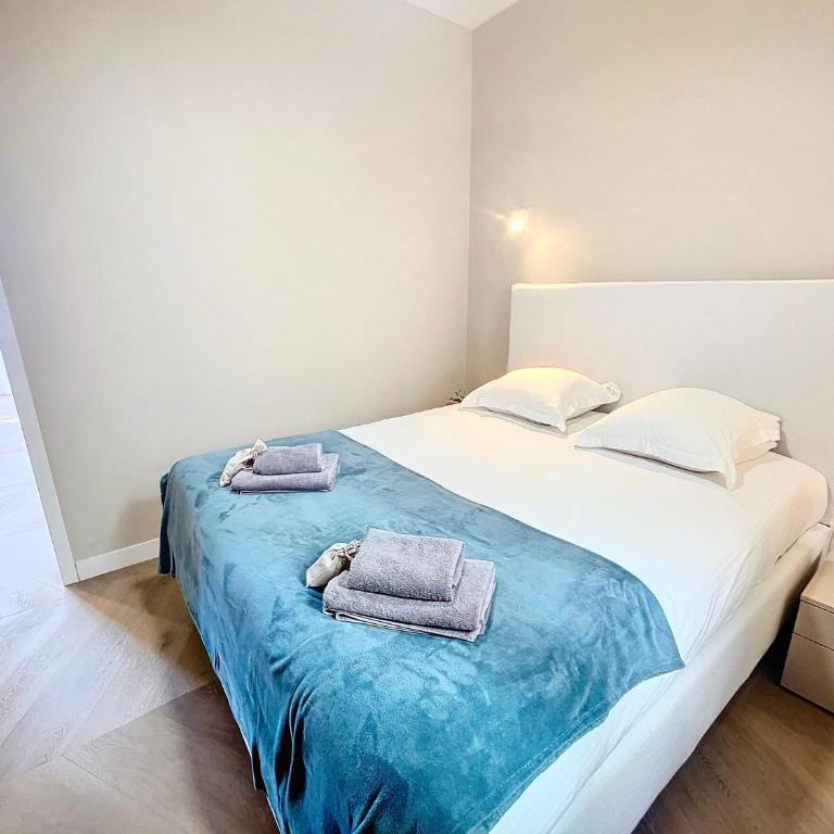 Cannes Vidal Rue Antibes SNCF station 2 mn 1 BR quiet building hyper center Olam Properties - Apartamento - 9