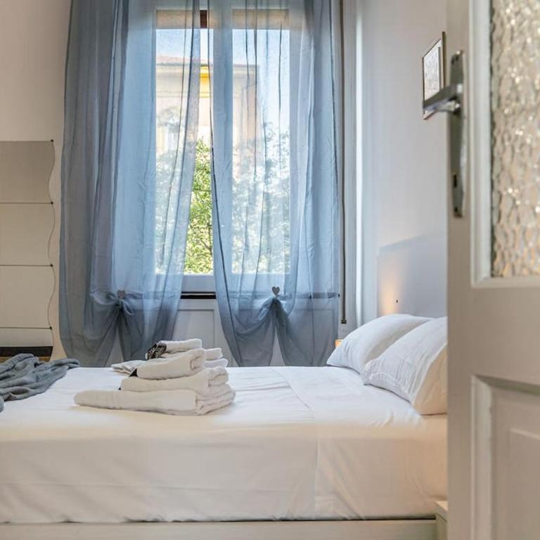 FERRARI - Stazione e centro città - Appartamento con 3 Camere da Letto - 10