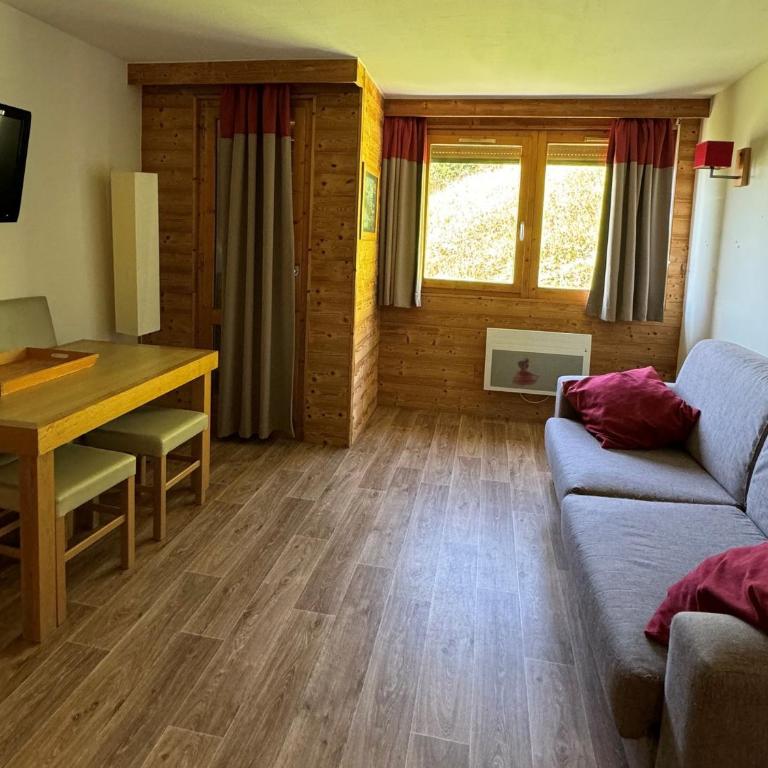 Studio fonctionnel 2 pers · Ski aux pieds · Vue pistes - Monolocale - 1