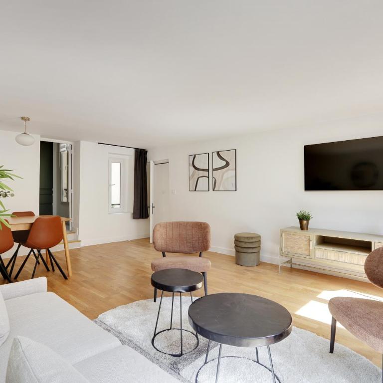 Pick A Flat's Apartement in Saint-Martin - Rue du faubourg Saint-Martin - Appartement 2 Chambres - 4