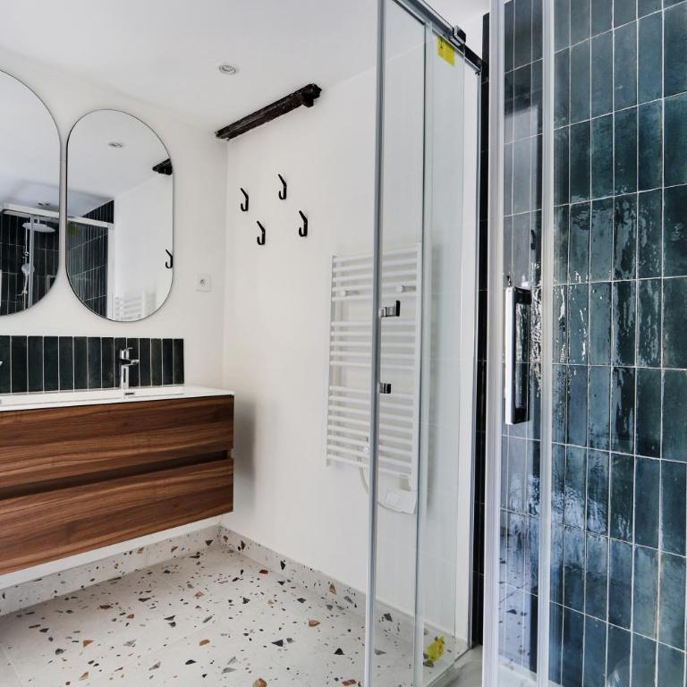 Pick A Flat's Apartement in Saint-Martin - Rue du faubourg Saint-Martin - Appartement 2 Chambres - 14