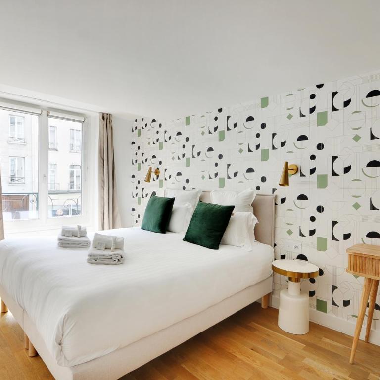 Pick A Flat's Apartement in Saint-Martin - Rue du faubourg Saint-Martin - Appartement 2 Chambres - 17