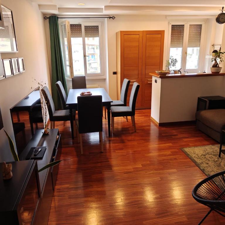 Quarto Piano - intero alloggio a Roma - Appartamento con 2 Camere da Letto - 36