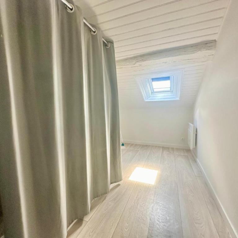 Les Bancs, central et calme - Appartement 1 Chambre - 2