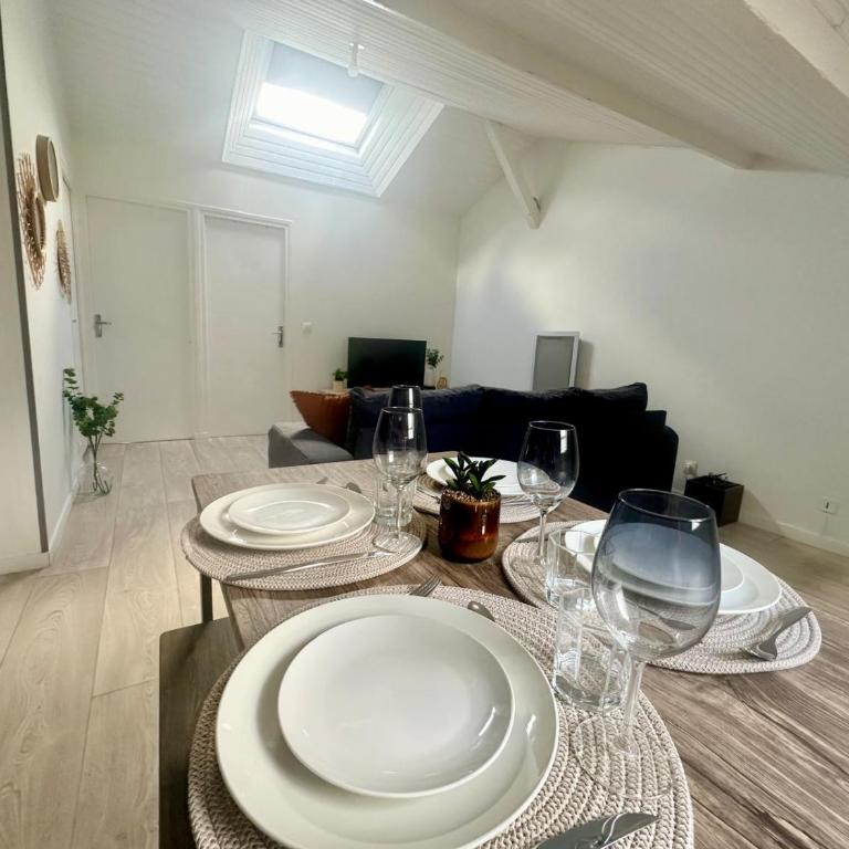 Les Bancs, central et calme - Appartement 1 Chambre - 25