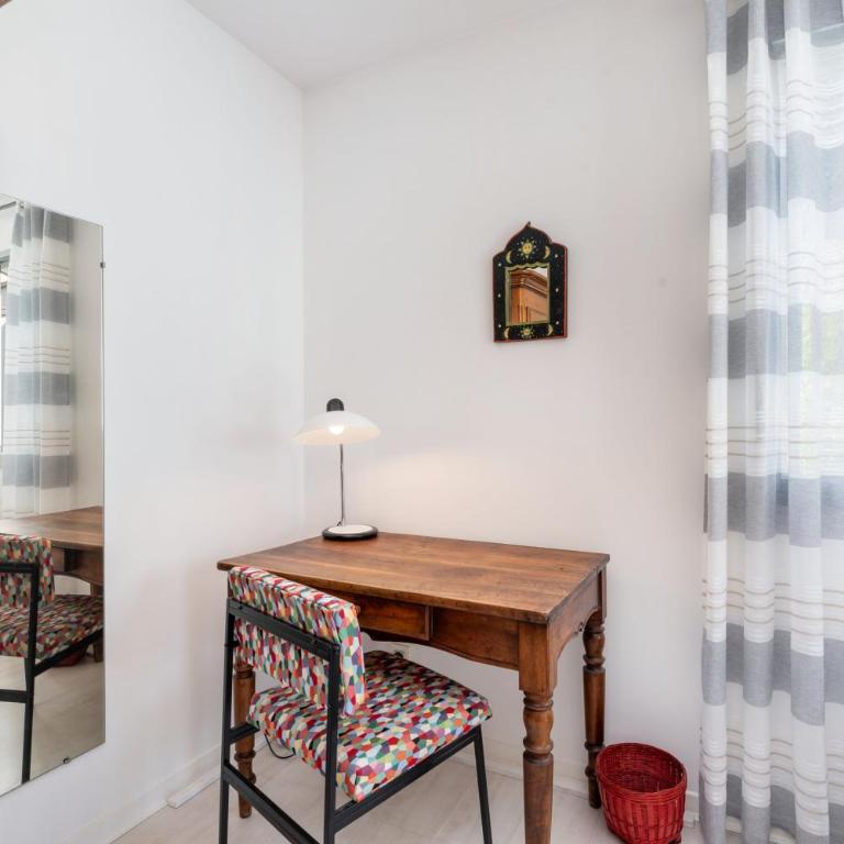 L'Azalée - 106m2 avec BALCONS & PARKING - proche hôpitaux & métro - Three-Bedroom Apartment with Balcony - 16