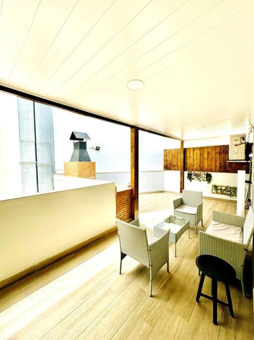 Central Flat Terrace & BBQ - Appartement 2 Chambres - 20