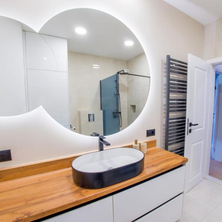 Apartment Fantasy - Deluxe Apartment - 29