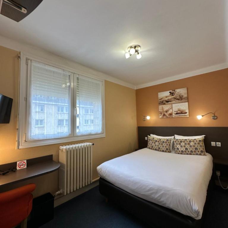Hôtel de Caen - Standard Double Room 4th Floor - 2