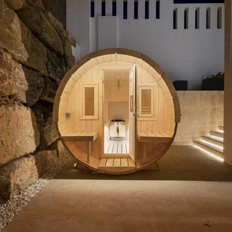 ViVi Homes - Villa Yara Pool, Sauna, Jacuzzi & Cinema - Villa con piscina privada - 64