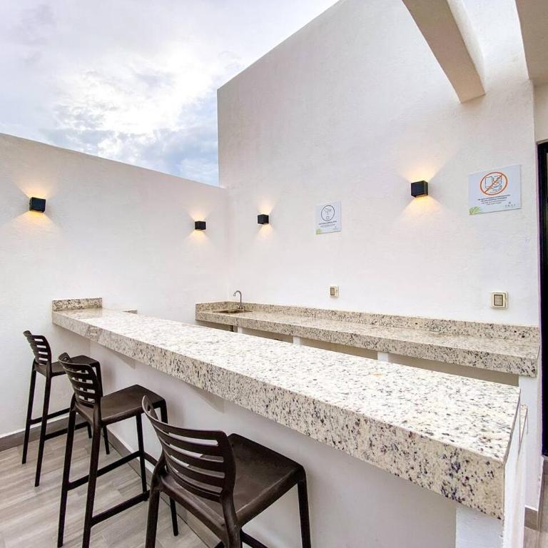 XKAA - Best Studio at 5th Ave with Pool Gym Steps to Beach - Apartamento - 31