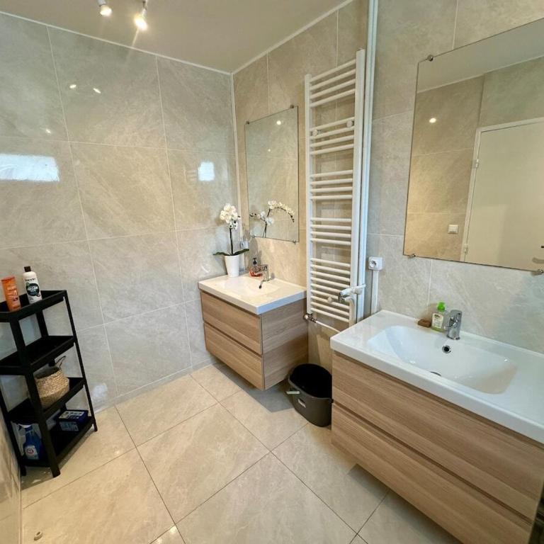 Au Coeur du Quartier Taittinger - Appartamento con 3 Camere da Letto - 16