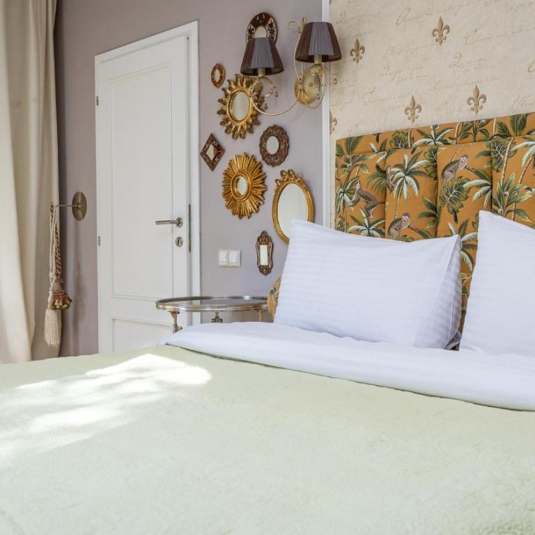 Villa Aurora - Three-Bedroom Apartment - 1