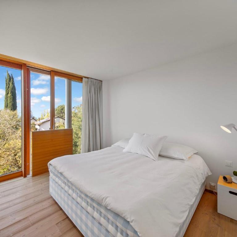 Villa Serenity Sustainable Luxury Retreat by GuestLee - Villa - 17