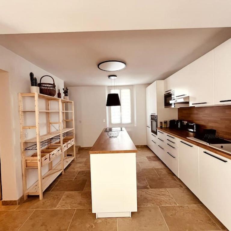 Villa André à Nîmes - Three-Bedroom Villa - 18