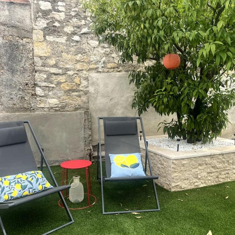 Villa André à Nîmes - Three-Bedroom Villa - 32