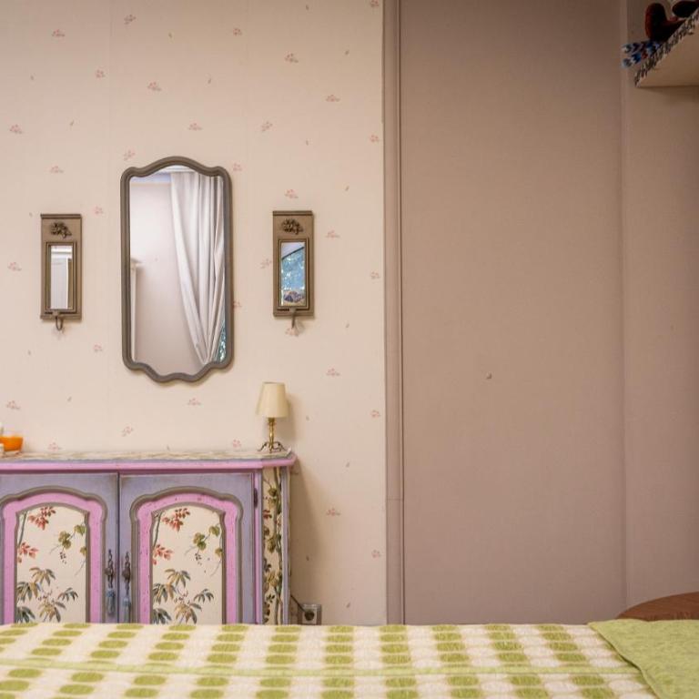 Villa Aurora - Three-Bedroom Apartment - 13