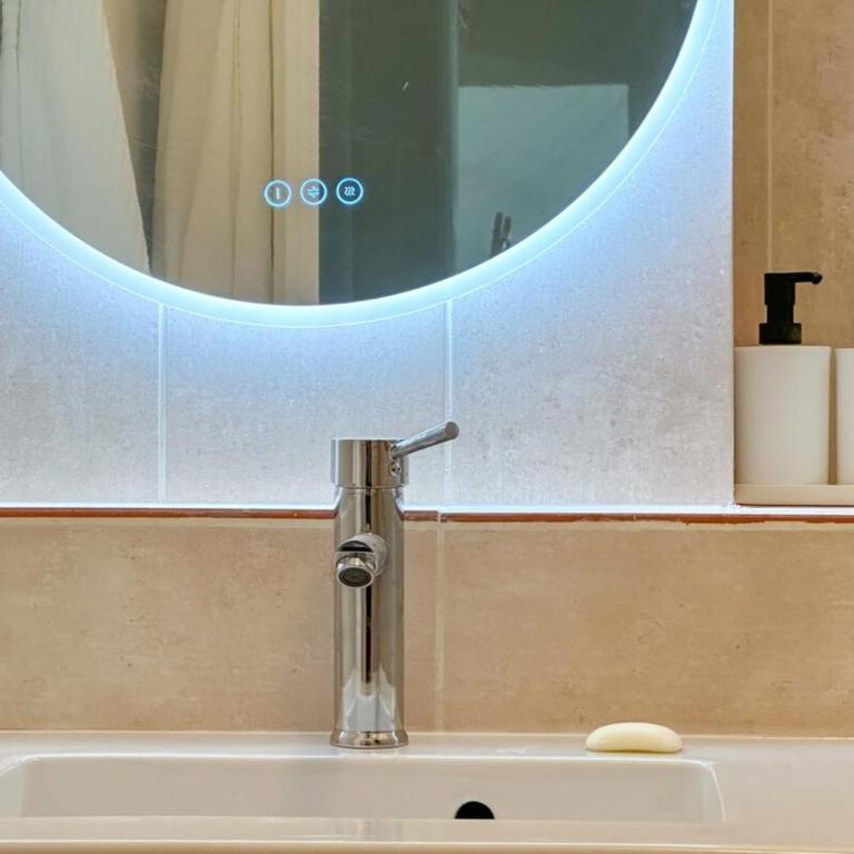 Flexliving - whole flat - Echiquier - Appartement - 44