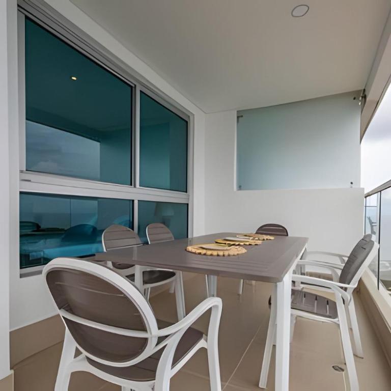 Laurdhomes Lujoso Apto Piso 28 frente al mar, 2BTH - Apartamento de 2 dormitorios - 7