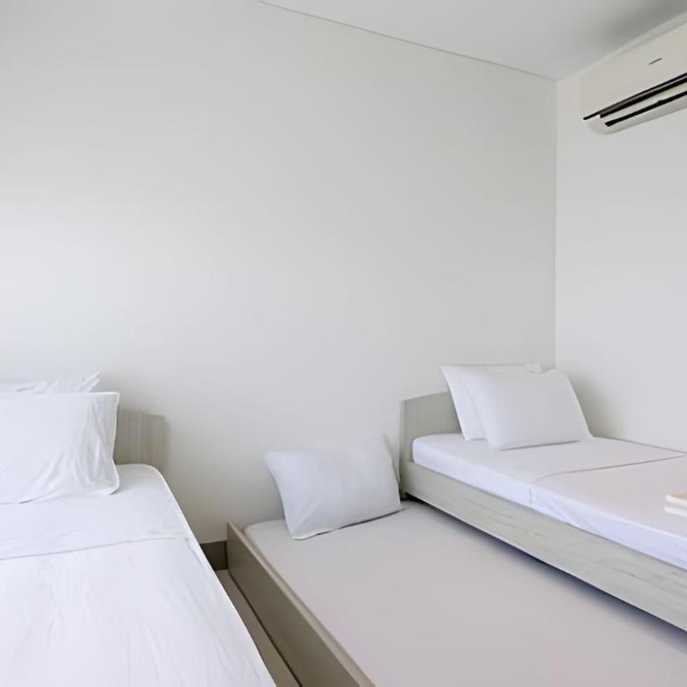 Laurdhomes Lujoso Apto Piso 28 frente al mar, 2BTH - Apartamento de 2 dormitorios - 32