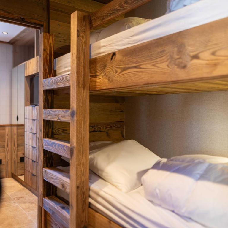 Apartment with terrace and parking heart of Megève - Appartement - 3