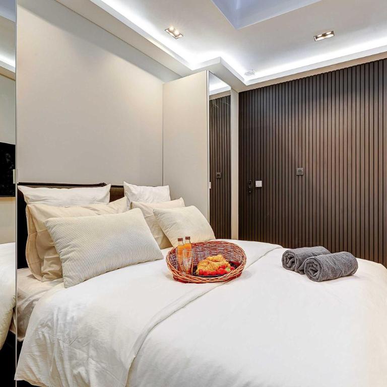 Elegant apartment with AC - 3BR-10P- Le Marais - Three-Bedroom Apartment - 4