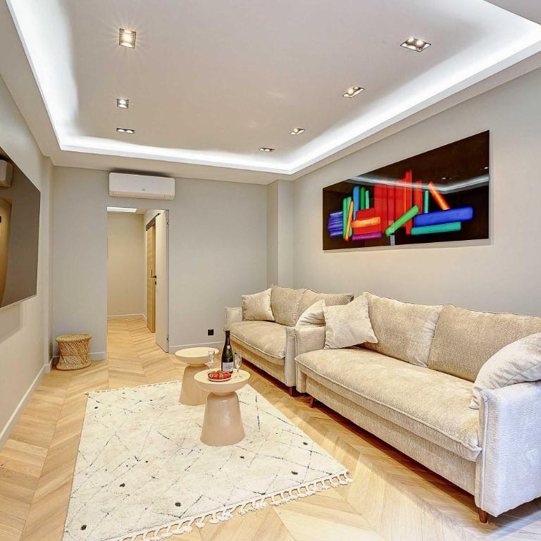 Elegant apartment with AC - 3BR-10P- Le Marais - Three-Bedroom Apartment - 7