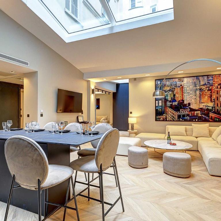 Elegant apartment with AC - 3BR-10P- Le Marais - Three-Bedroom Apartment - 14