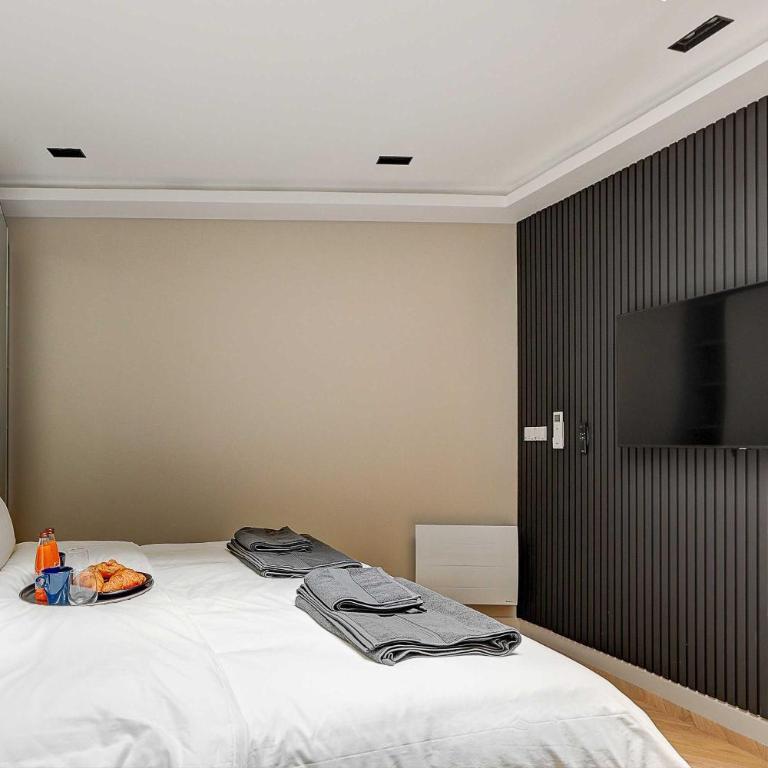 Elegant apartment with AC - 3BR-10P- Le Marais - Three-Bedroom Apartment - 25