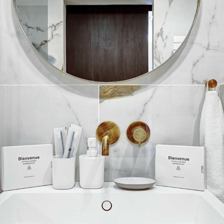 Elegant apartment with AC - 3BR-10P- Le Marais - Three-Bedroom Apartment - 29