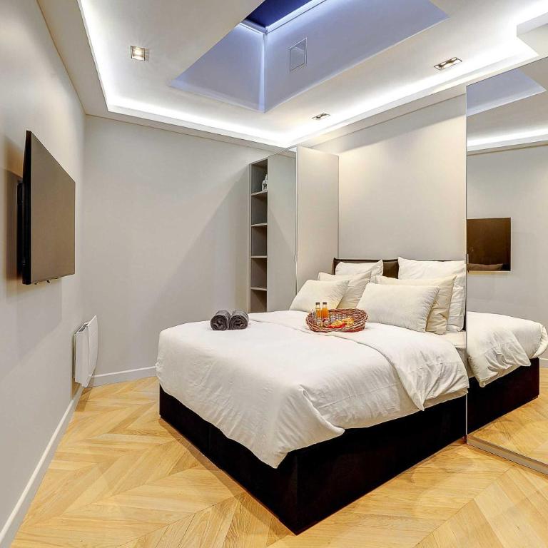 Elegant apartment with AC - 3BR-10P- Le Marais - Three-Bedroom Apartment - 31