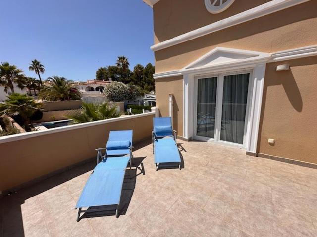 Bonita Casa Calpe - Three-Bedroom House - 9