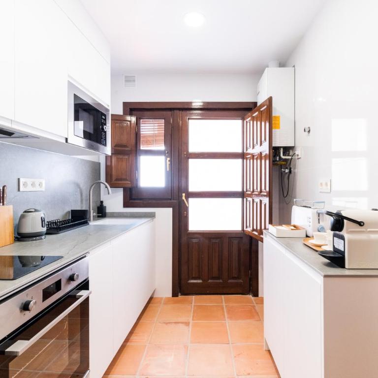Wekey Homes, Casa del Albaicyn - Two-Bedroom House - 13