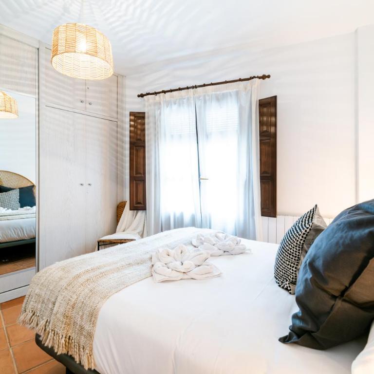 Wekey Homes, Casa del Albaicyn - Two-Bedroom House - 15