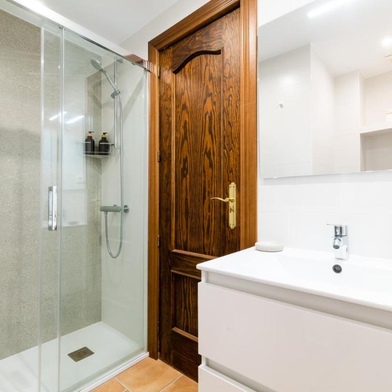 Wekey Homes, Casa del Albaicyn - Two-Bedroom House - 54