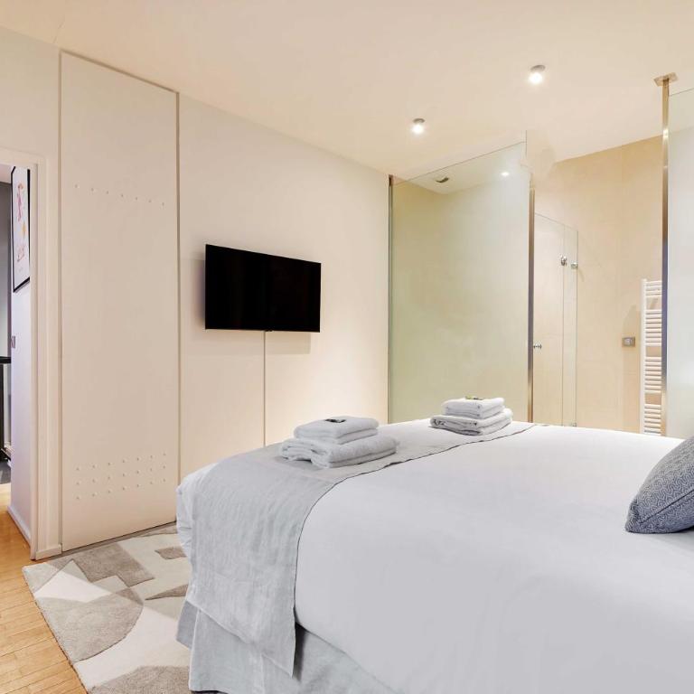 Fabulous House - a Gem in Chic Western Paris - Appartement - 43