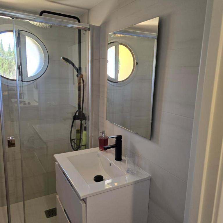 Albir Beautiful Apartment - One-Bedroom Apartment - 18