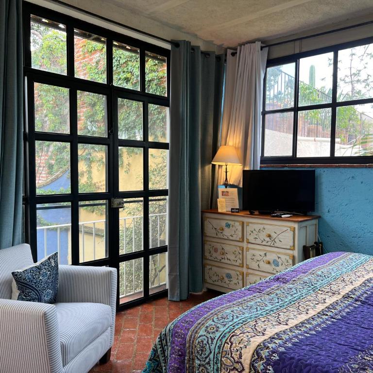 Boutique Hotel Casa Camellia - Superior Double Room - 4