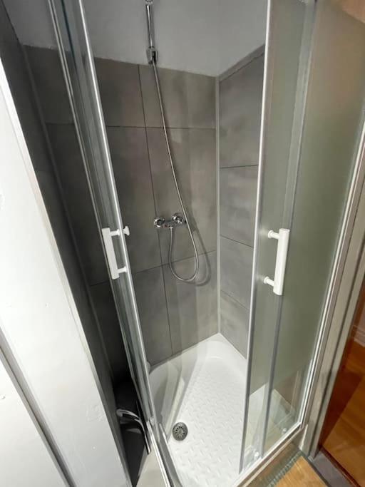 Résidence Piscine LE GRAND LARGE - Appartement - Vue sur Piscine - 11